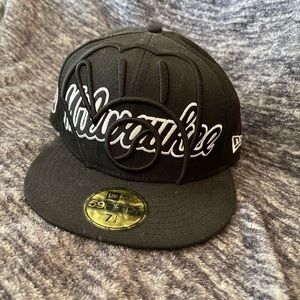 Black Milwaukee Brewers fitted hat